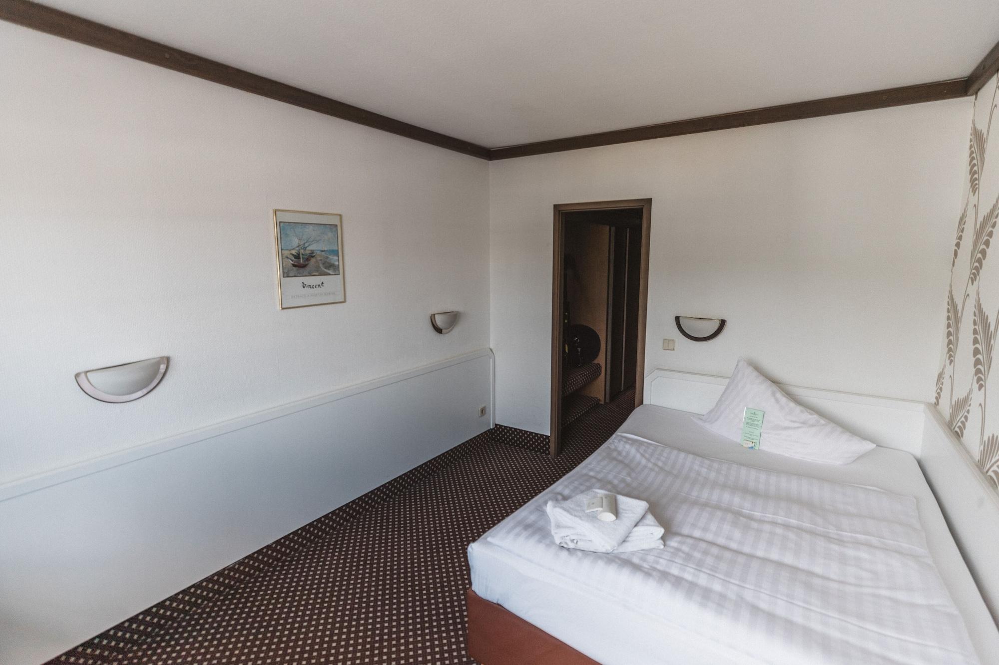 Terminal Hotel Koeln Dış mekan fotoğraf