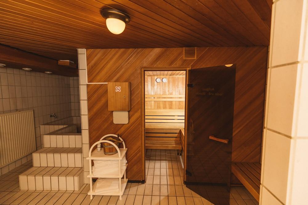 Terminal Hotel Koeln Dış mekan fotoğraf