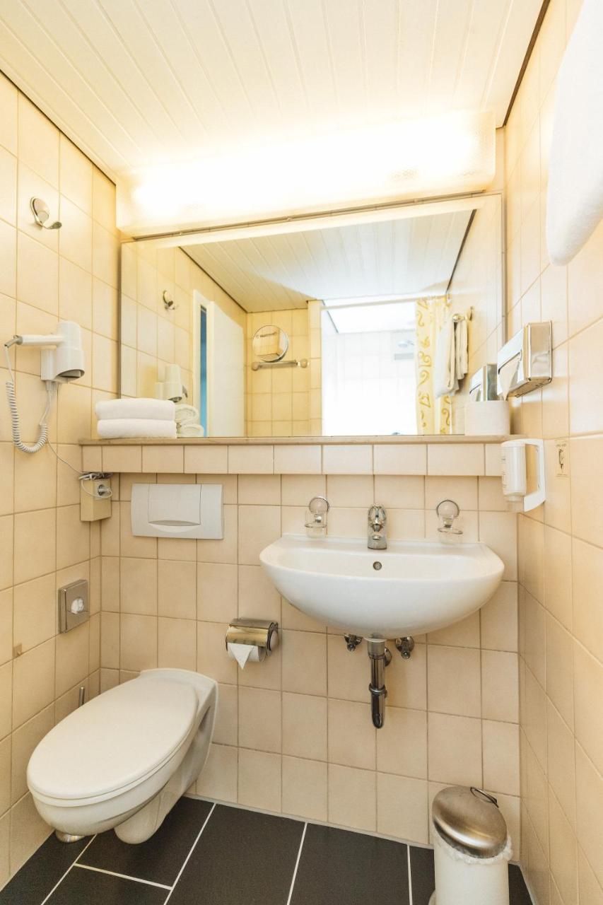 Terminal Hotel Koeln Dış mekan fotoğraf